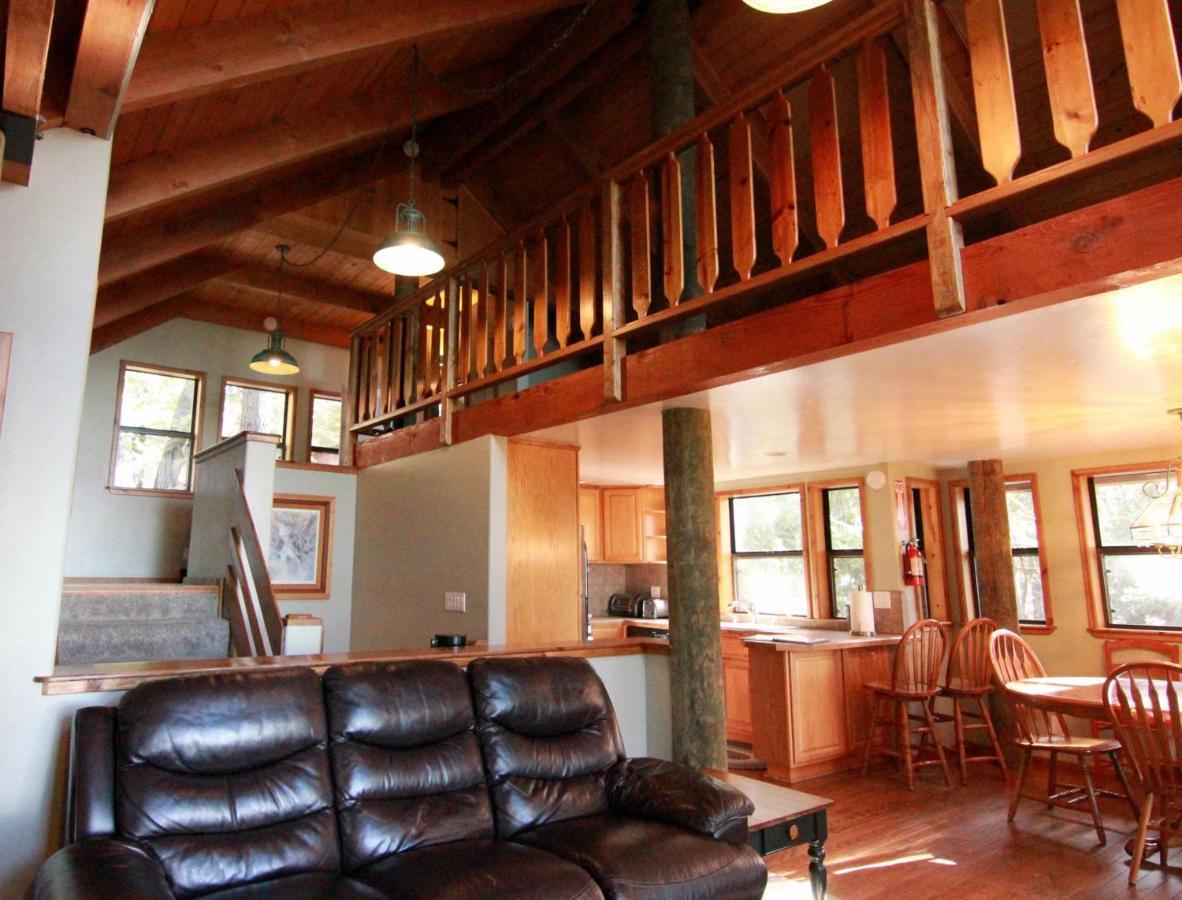 Tree House Lodge Yosemite West Exteriör bild